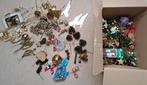 Diverse stekers en overige versiering voor kerststukjes, Ophalen