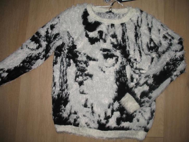 Superstar Knuffel Trui Zwart/Room Maat M * Niet gedragen, Kleding | Dames, Truien en Vesten, Nieuw, Maat 38/40 (M), Zwart, Ophalen of Verzenden