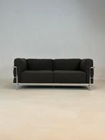 Cassina LC3 sofa, Huis en Inrichting, Banken | Bankstellen, Zo goed als nieuw, Minder dan 150 cm, ÅTMØS, Stof