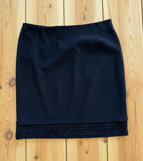 Rok Marc Cain - Zwart 100% wol - N5 / maat 40 (Medium), Kleding | Dames, Rokken, Zo goed als nieuw, Maat 38/40 (M), Zwart, Knielengte