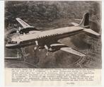 2 persfoto's Douglas DC-6A Liftmaster voor KLM 1953, Gebruikt, Kaart, Foto of Prent, Ophalen of Verzenden, X