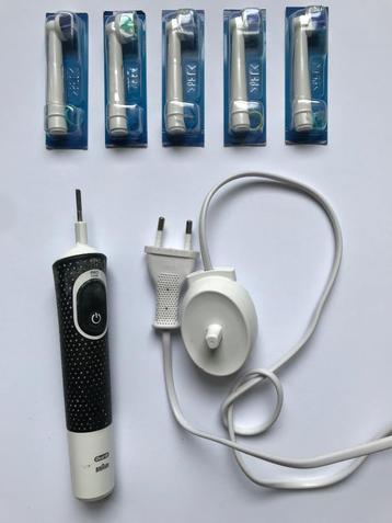 Electrische tandenborstel beschikbaar voor biedingen