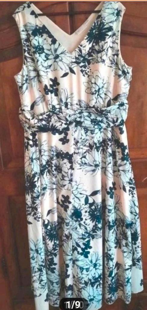 Nieuwe oudroze gebloemde maxi jurk van BPC Bonprix 46-48, Kleding | Dames, Grote Maten, Nieuw, Jurk, Roze, Verzenden