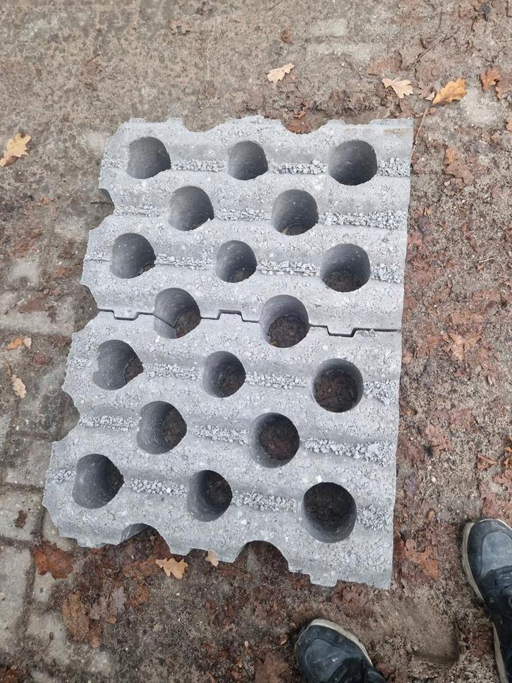 Grasbeton 40x60x15 geribbeld, Tuin en Terras, Tegels en Klinkers, Nieuw, Klinkers, Beton, Ophalen