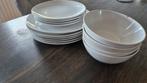 Ikea servies wit - 14-delig, Ophalen, Zo goed als nieuw, Bord(en)