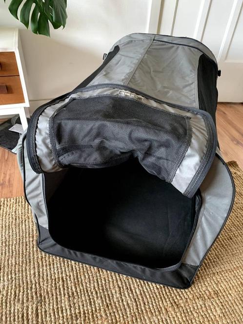 Opvouwbare reisbench hond – maat L – Solognac (groen), Dieren en Toebehoren, Hondenbenches, Zo goed als nieuw, Ophalen