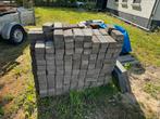 Grijze betonklinkers, Tuin en Terras, Tegels en Klinkers, Klinkers, Ophalen of Verzenden, Zo goed als nieuw, 10 m² of meer