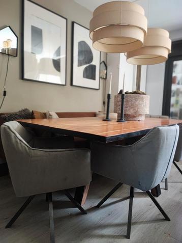 4x Luxe Comfortabele Greige Eetkamerstoelen  beschikbaar voor biedingen