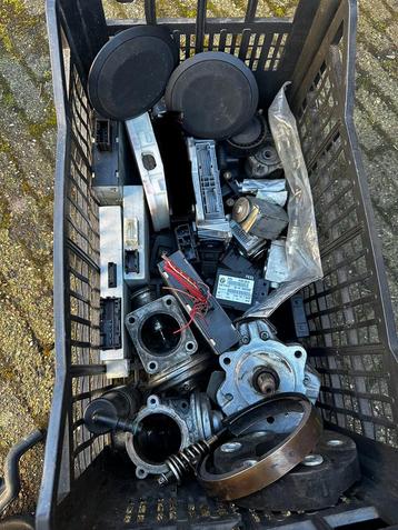 Bmw onderdelen e90 e91 e92 e93 beschikbaar voor biedingen