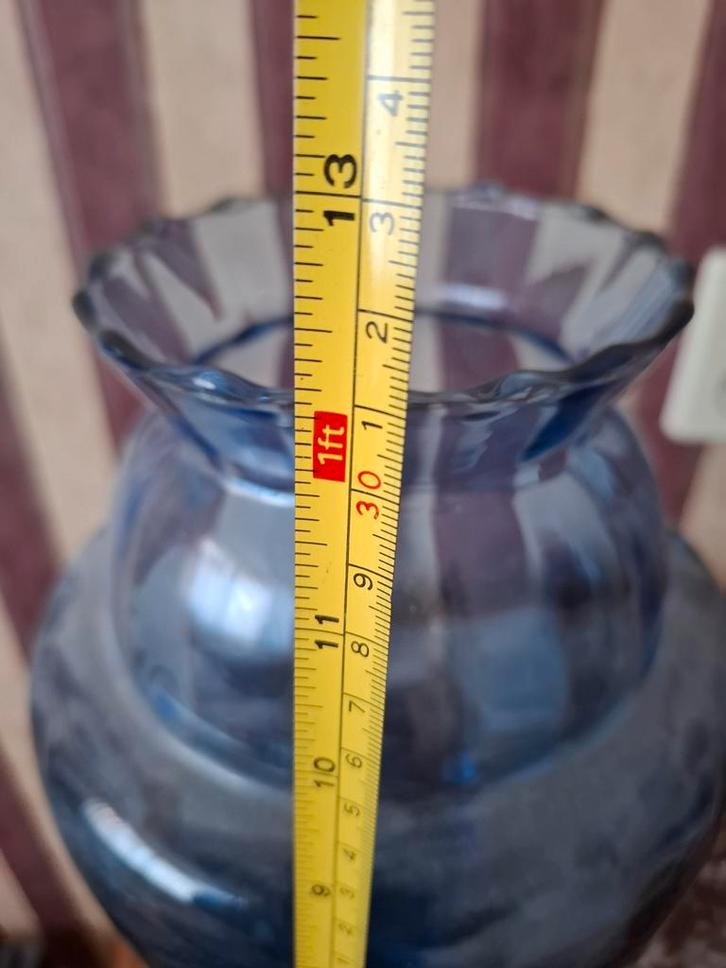 Antieke Blauwe Vaas, Huis en Inrichting, Woonaccessoires | Vazen, Gebruikt, Blauw, Minder dan 50 cm, Glas, Ophalen
