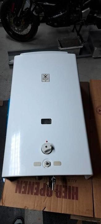 badgeiser vaillant, Doe-het-zelf en Verbouw, Geisers en Boilers, Gebruikt, Geiser, Aardgas, Minder dan 20 liter, Onbekend, Ophalen
