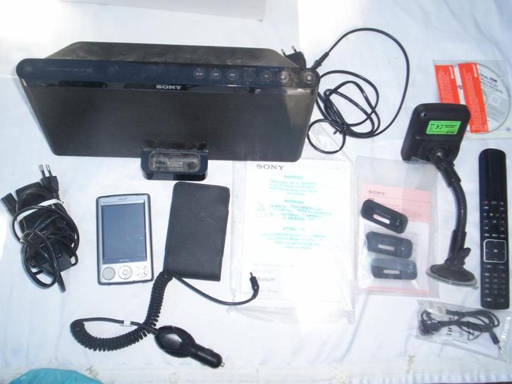 SONY Personal Audio Docking System RDP-X60iP +toeb. Compleet, Computers en Software, Dockingstations, Gebruikt, Ophalen