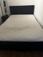 Bed met matras, Huis en Inrichting, Ophalen, Zwart, Tweepersoons, 140 cm