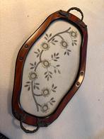 Vintage houten dienblad met glasplaat en borduurwerk, Ophalen of Verzenden