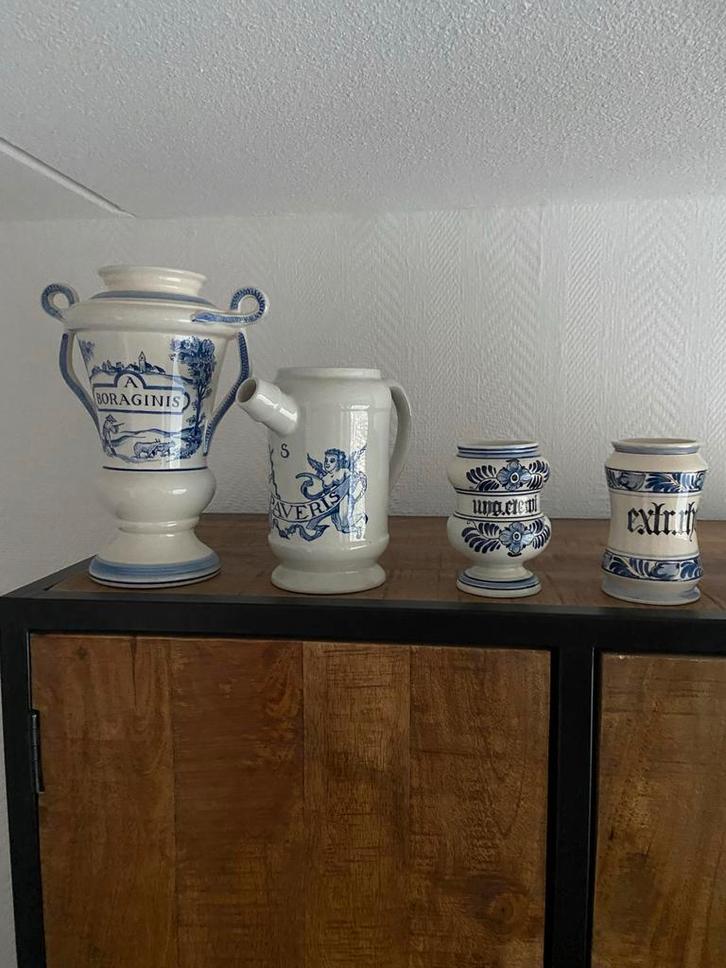 10 Antieke Apothekerspotten, Antiek en Kunst, Antiek | Vazen, Ophalen of Verzenden