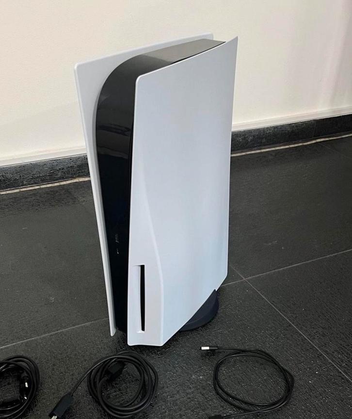 Playstation 5 met controller, Spelcomputers en Games, Spelcomputers | Sony PlayStation 5, Gebruikt, Playstation 5, Ophalen of Verzenden