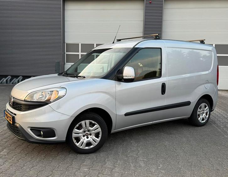 Fiat Doblo 1.3 MJ 16V 90pk /MARGE/CRUISE/NAVI/TREKHAAK/BLUET, Auto's, Bestelauto's, Bedrijf, ABS, Adaptieve lichten, Airbags, Airconditioning