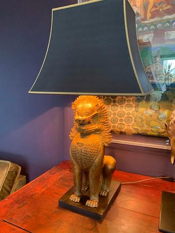 Bronzen Leeuw Staanlamp beschikbaar voor biedingen