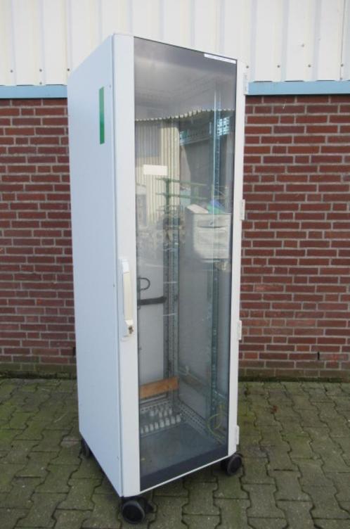 Rittal Patchkast Serverkast 19inch DK7820.600 Used., Computers en Software, Serverkasten, Gebruikt, Glas, Plaatstaal, Ophalen