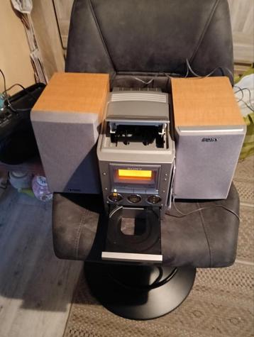 Sony radio cd cassette speler met afstand bediening  beschikbaar voor biedingen