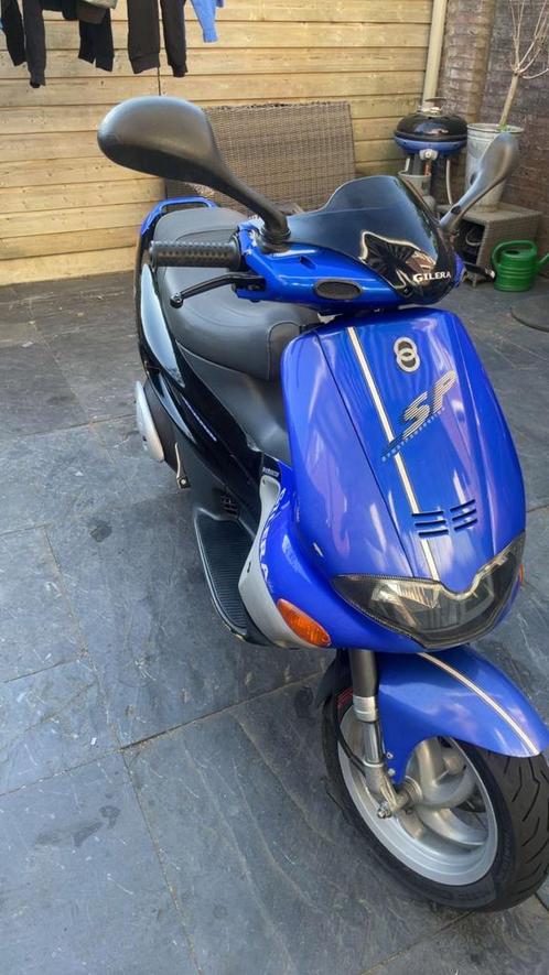 Gilera runner 70cc, Fietsen en Brommers, Scooters | Piaggio, Zo goed als nieuw, Overige modellen, Maximaal 45 km/u, Tweetakt, Ophalen