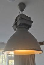 VerIichting hang lamp. 70,5 cm hoog  doorsnede van 47,5 cm, Ophalen, Zo goed als nieuw, Industriële, Minder dan 50 cm