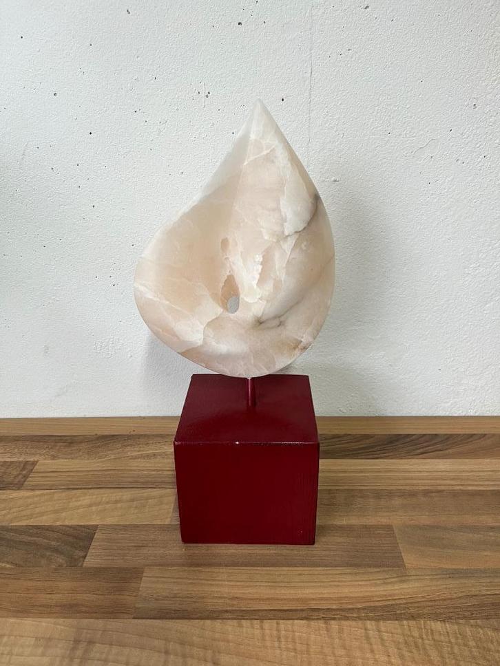 Roze albast | handgemaakt beeld | speksteen, Antiek en Kunst, Kunst | Beelden en Houtsnijwerken, Ophalen
