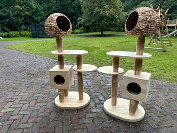 Kattentoren beschikbaar voor biedingen