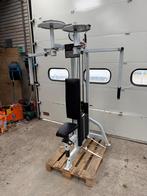 Life Fitness pro1 pec fly/ rear delt/ butterfly/ reverse