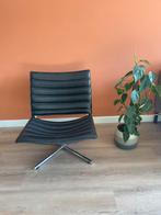 2 design stoelen, Huis en Inrichting, Ophalen, Zo goed als nieuw