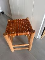 Mooie design krukje hout/leer cognac bruin, Ophalen of Verzenden, Zo goed als nieuw, Hout