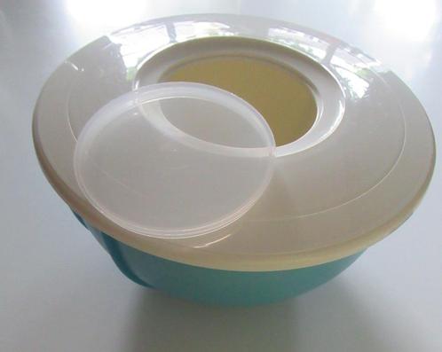Tupperware Mix kom, Huis en Inrichting, Keuken | Tupperware, Zo goed als nieuw, Bak of Kom, Blauw, Crème, Ophalen