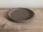 Schaal / Onderzetter Bloempot | Bruin | Aardewerk, Rond, Ophalen of Verzenden, Zo goed als nieuw, Balkon