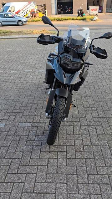Bmw f750gs/f850gs windscherm beschikbaar voor biedingen