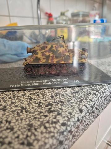 Sturmtiger Duitse Tank - Minden (Duitsland) 1945 beschikbaar voor biedingen