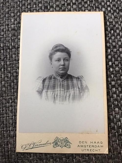CDV, Vrouw, C.J.L. Vermeulen, Den Haag, Carte de Visite 5, Verzamelen, Foto's en Prenten, Gebruikt, Foto, Voor 1940, Ophalen of Verzenden