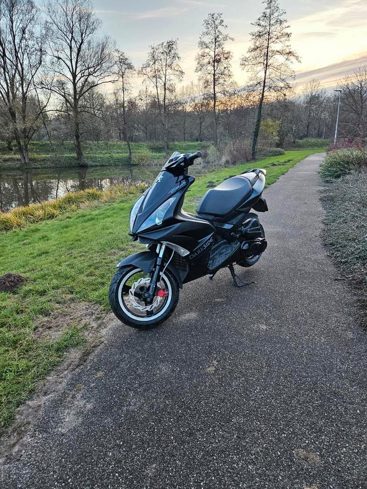 Peugeot jetforce, Fietsen en Brommers, Scooters | Peugeot, Zo goed als nieuw, Jet force, Maximaal 45 km/u, Tweetakt, Ophalen