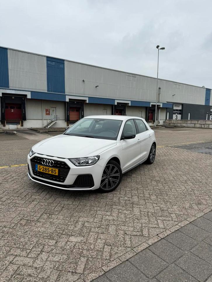 Audi A1 25 Tfsi Epic 2019 Wit, Auto's, Audi, Particulier, Benzine, Hatchback, Handgeschakeld, Origineel Nederlands, Wit, Voorwielaandrijving