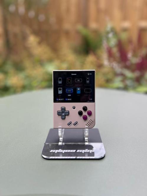 Nieuw: Miyoo Mini Plus 64GB SD + OnionOS 4.3 & 3000 games!, Spelcomputers en Games, Spelcomputers | Nintendo Game Boy, Nieuw, Game Boy Advance
