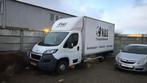 Peugeot Boxer 335 2.0 BlueHDI L4 MEUBELBAK LAADKLEP WIT 2018, Auto's, Bestelauto's, Voorwielaandrijving, 15 km/l, Gebruikt, Euro 6