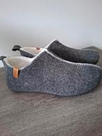 Warme dames/heren pantoffels., Ophalen, Gedragen, Pantoffels of Sloffen, Grijs