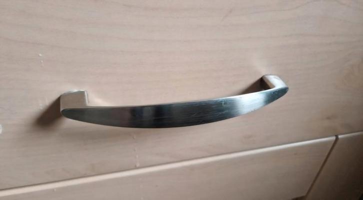 15 handgrepen, Huis en Inrichting, Keuken | Keukenelementen, Zo goed als nieuw, Minder dan 100 cm, Minder dan 50 cm, 25 tot 50 cm