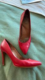 Rode lederen pumps maat 40, Ophalen of Verzenden, Zo goed als nieuw, Rood