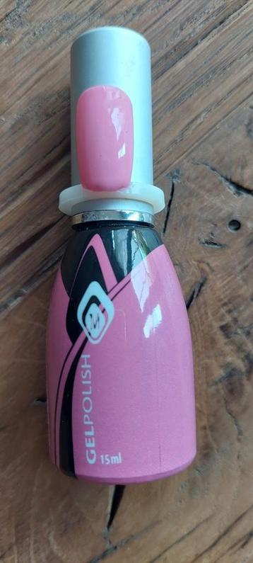 Magnetic gelpolish Falling in Love Again 103445 beschikbaar voor biedingen