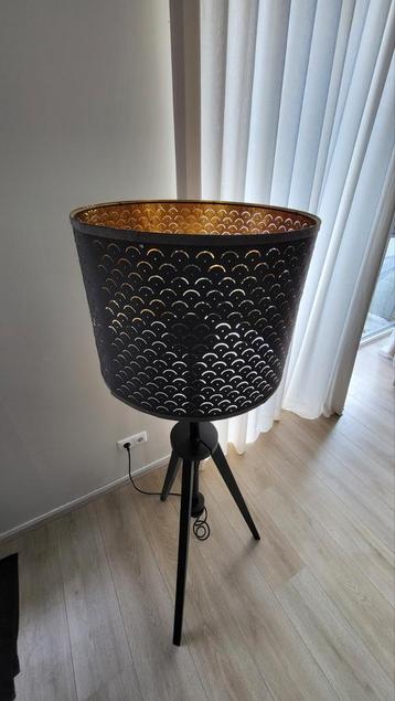 Stijlvolle Staande Lamp - Donkerbruin/Goud beschikbaar voor biedingen