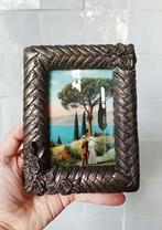 Zilverkleurige kader met roosjes, Antiek en Kunst, Ophalen of Verzenden