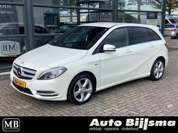 Mercedes B-klasse 200 Ambition automaat, xenon verlichting,  beschikbaar voor biedingen