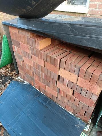 Metselstenen 600 stuks beschikbaar voor biedingen