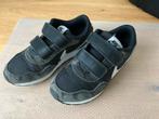 Nike MD runner Maat 32, Ophalen of Verzenden, Gebruikt, Jongen of Meisje, Sportschoenen