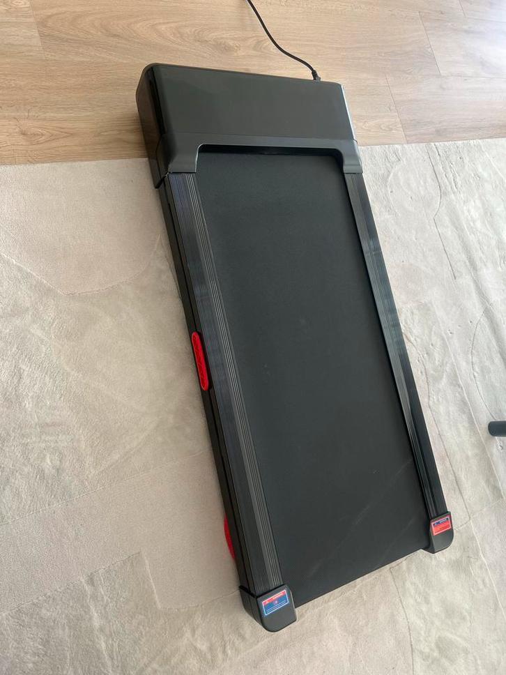 Loopband met helling - Perfect voor thuis!, Sport en Fitness, Fitnessapparatuur, Zo goed als nieuw, Loopband, Benen, Metaal, Ophalen of Verzenden